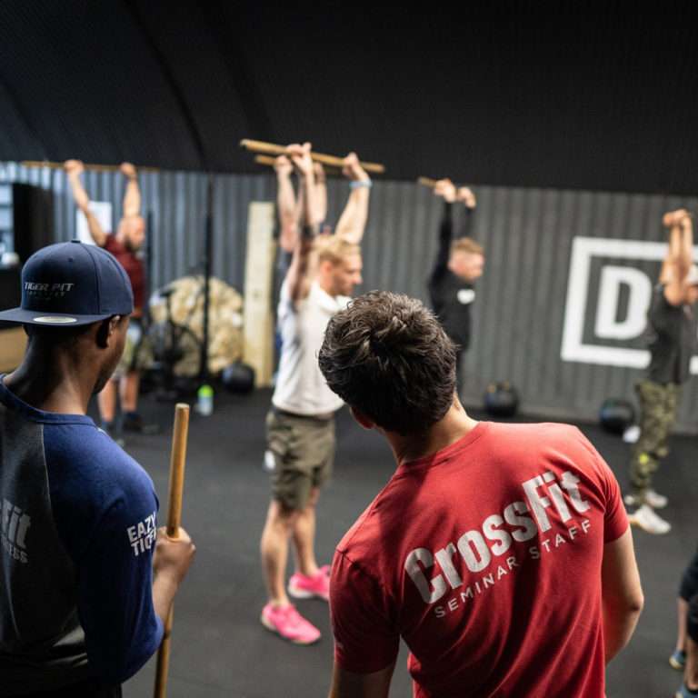 Athletes during a CrossFit session 