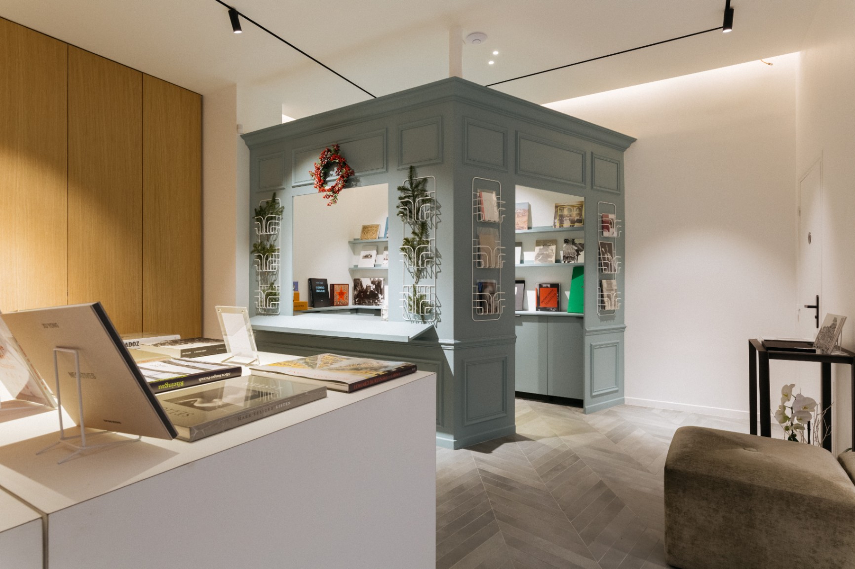 BEAUBOURG_PARIS_LIBRAIRIE01.jpg