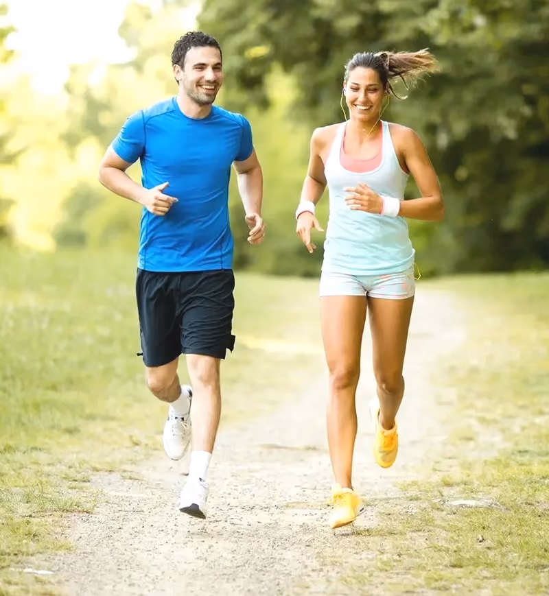 runners in park
