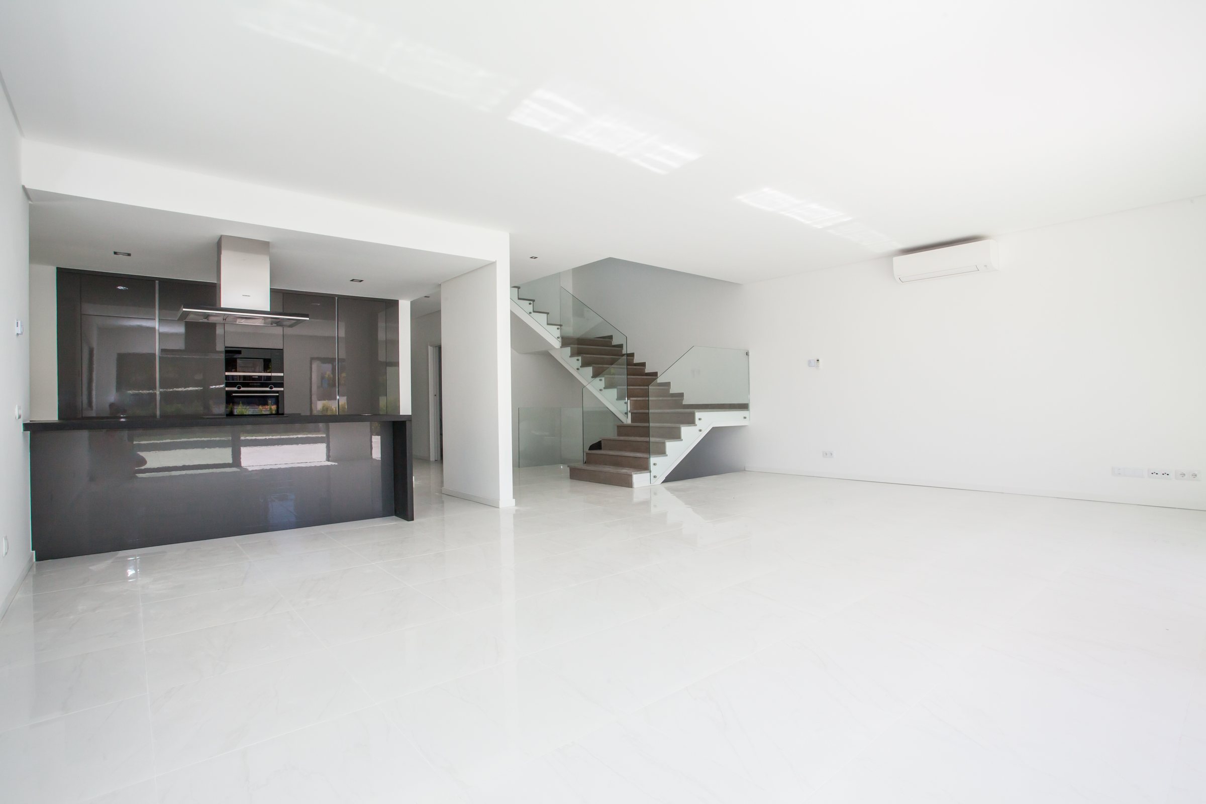 Alsakia, piso térreo em open space