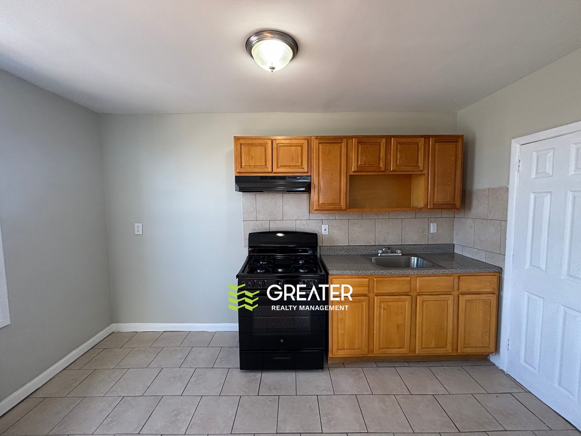 76 N 9th St, Newark, NJ