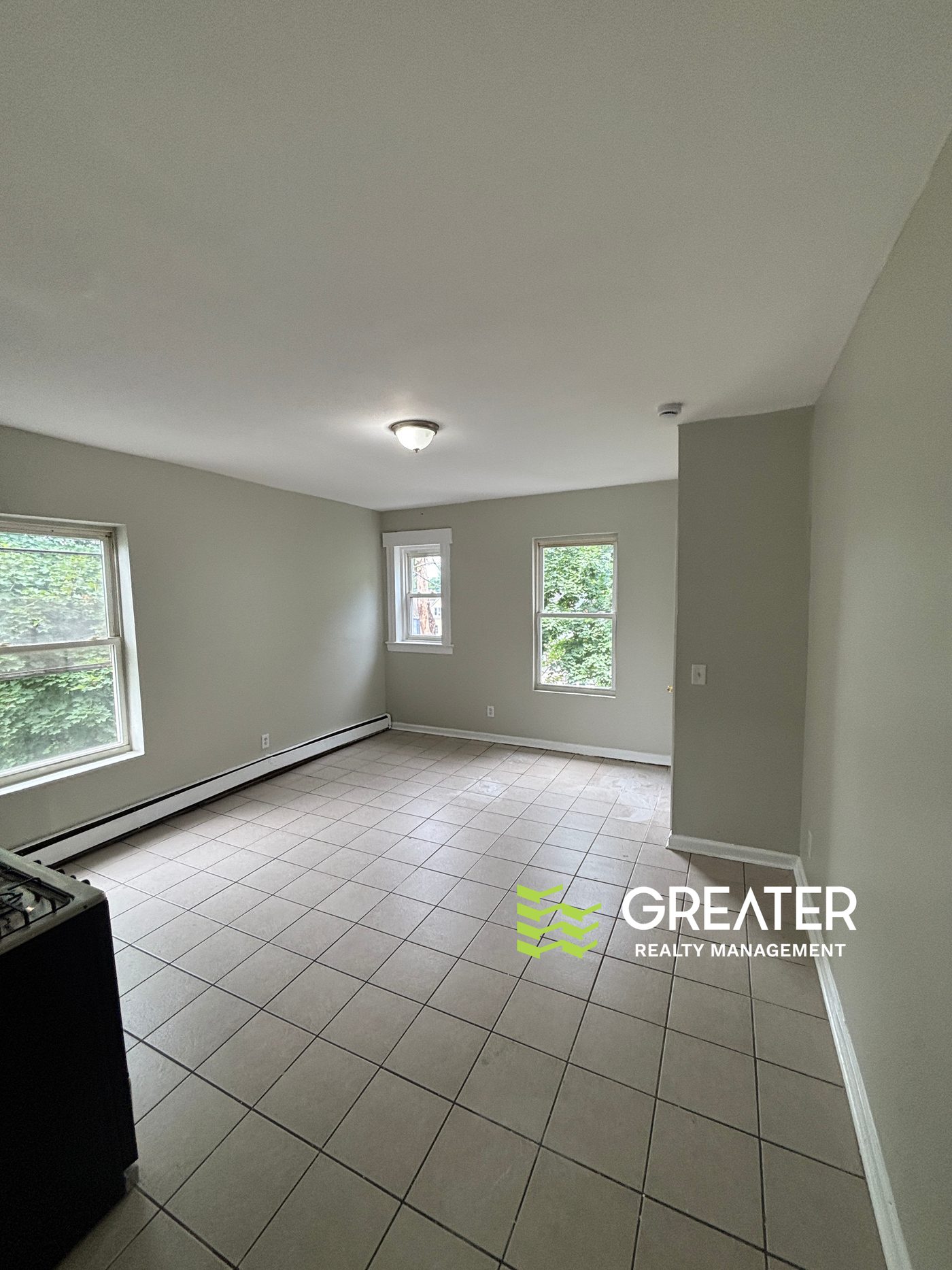 161 S 10th St, Newark, NJ