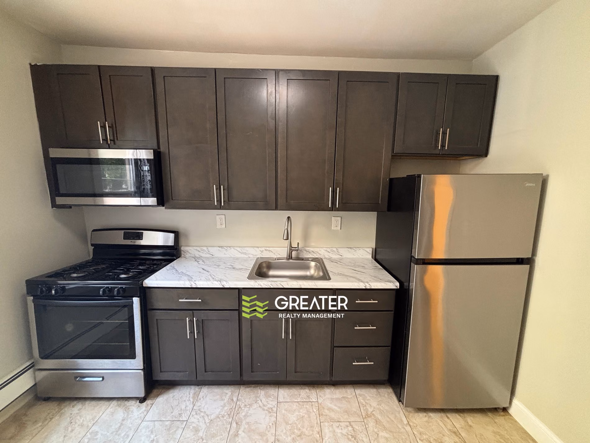 20 Claire Ave, Woodbridge, NJ