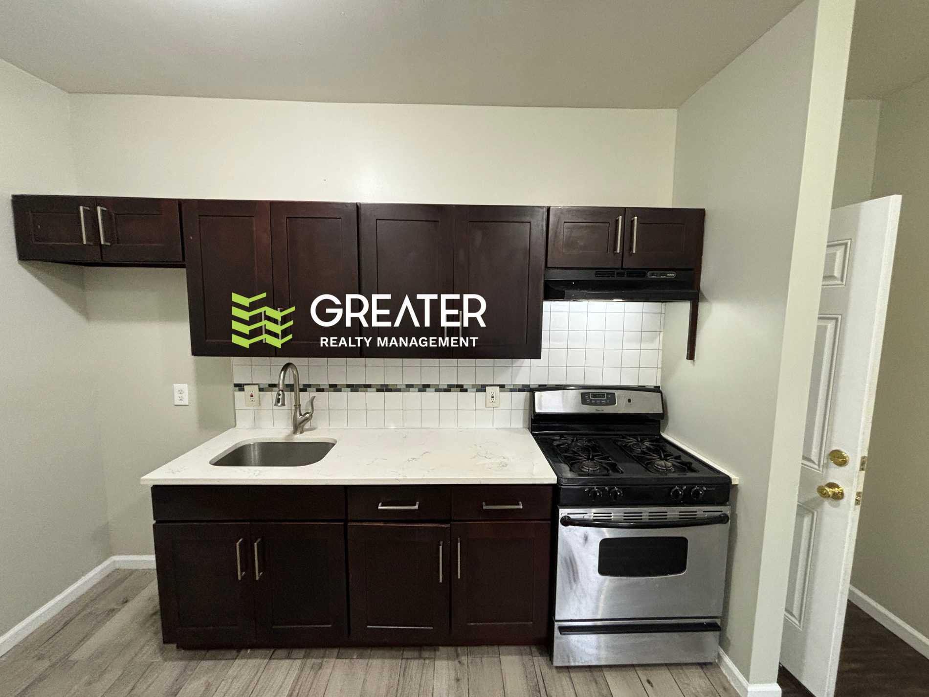812 Clinton Ave, Newark, NJ