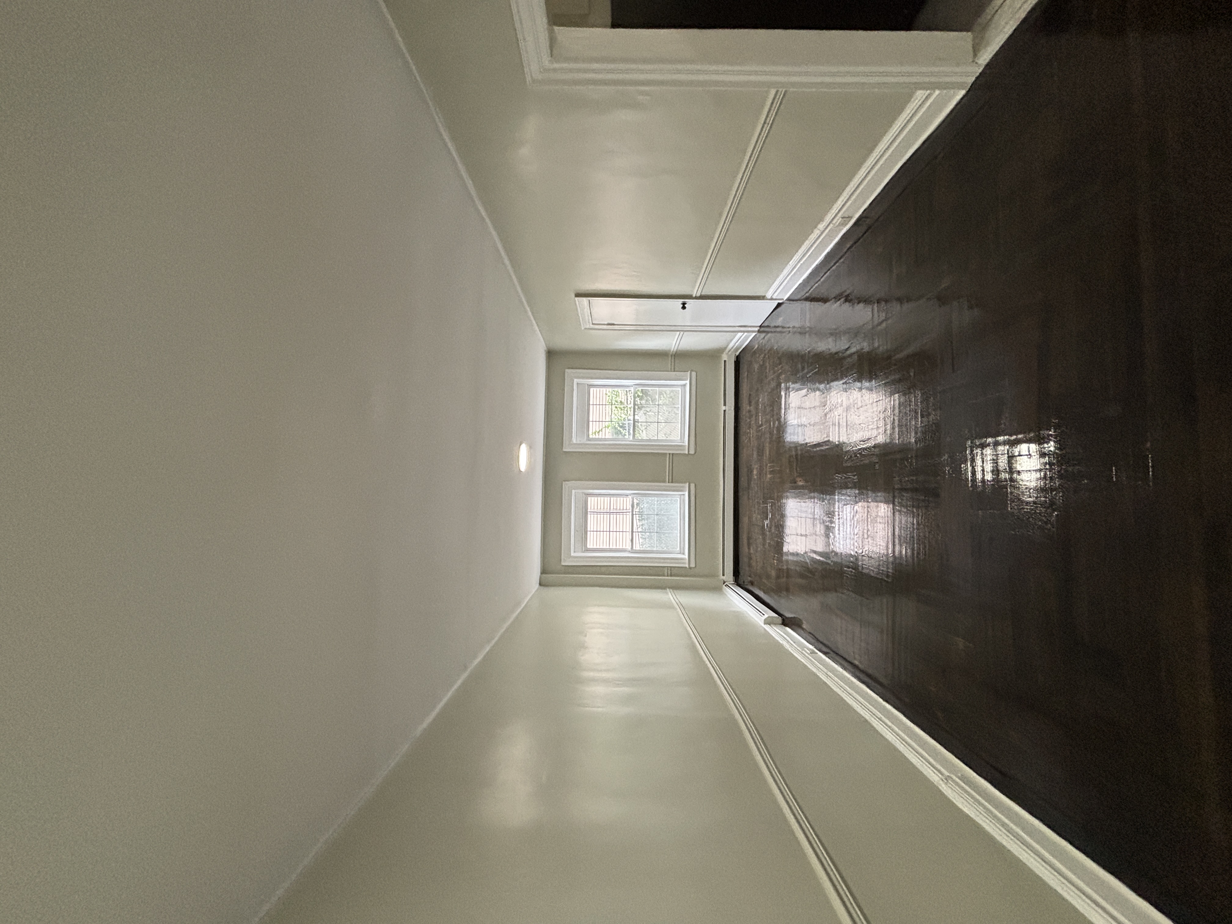 376 Park Ave
