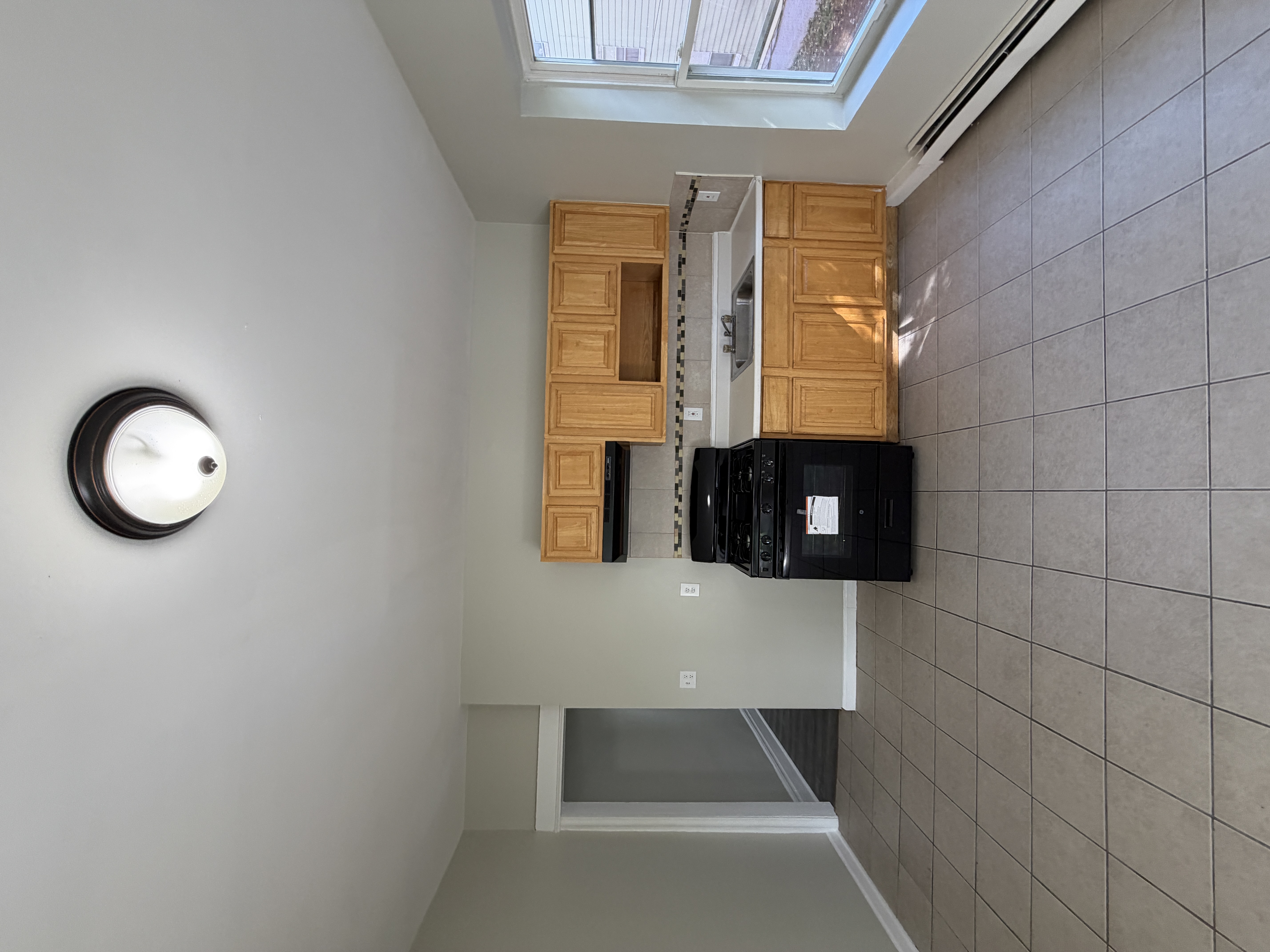 161 S 10th St, Newark, NJ