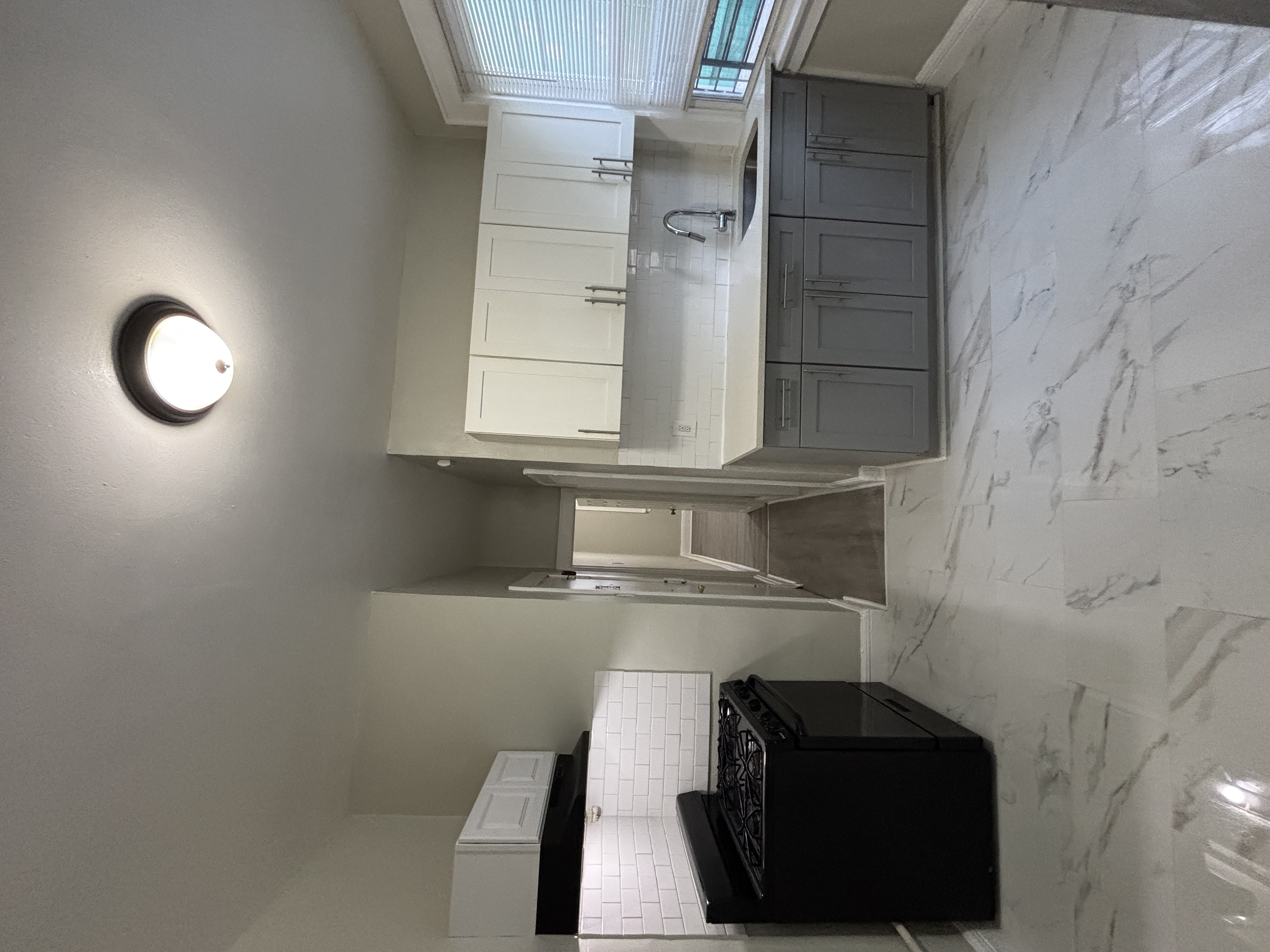 35-37 Hanford St, Newark,