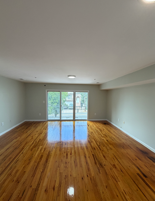 132 Fabyan Pl, Newark, NJ