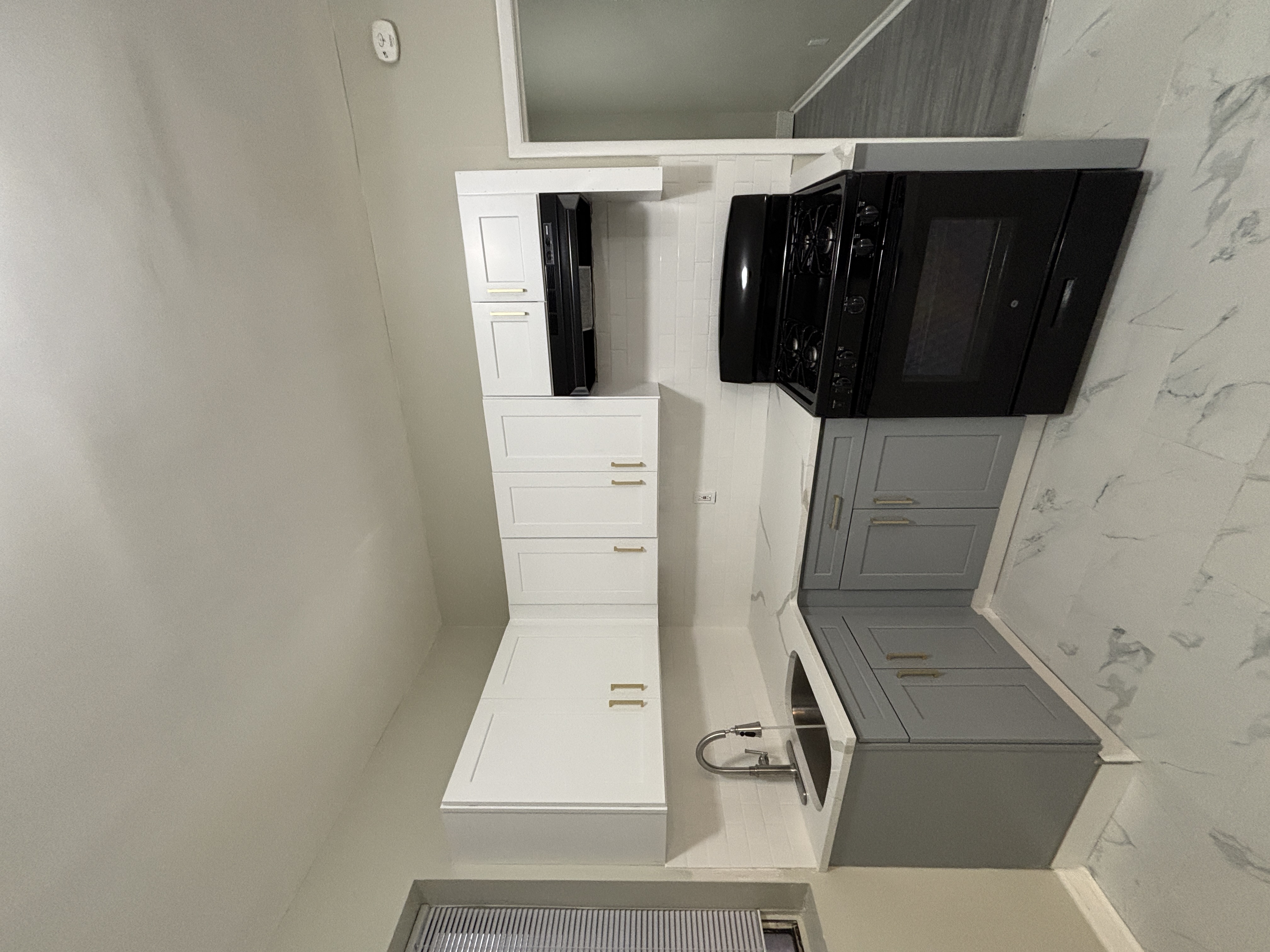 246 Roseville Ave, Newark, NJ