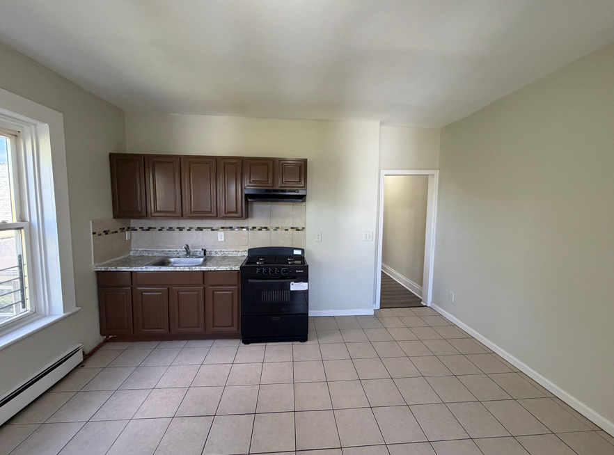 161 S 10th St, Newark, NJ
