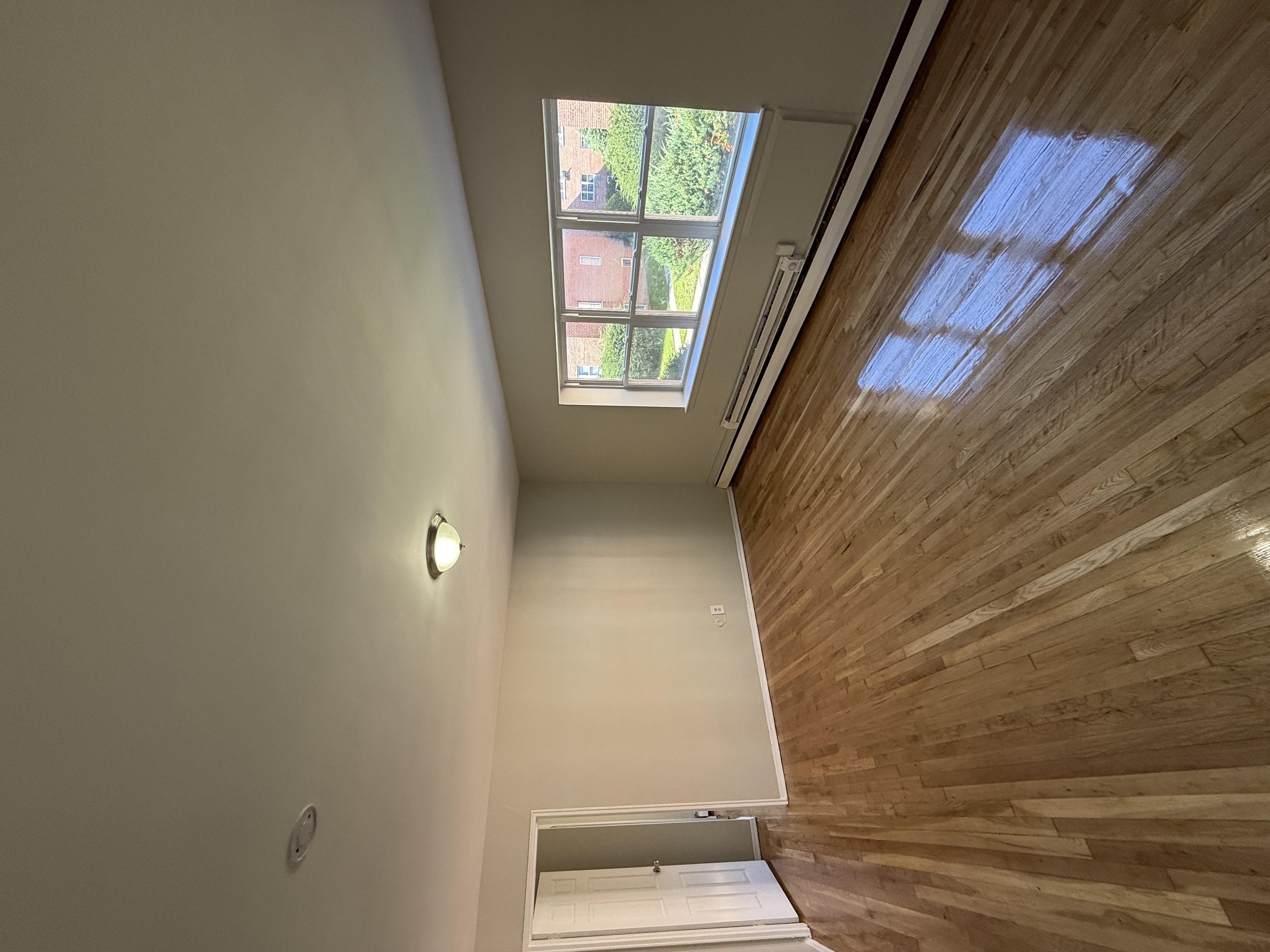 111 Lincoln Ave, Newark, NJ