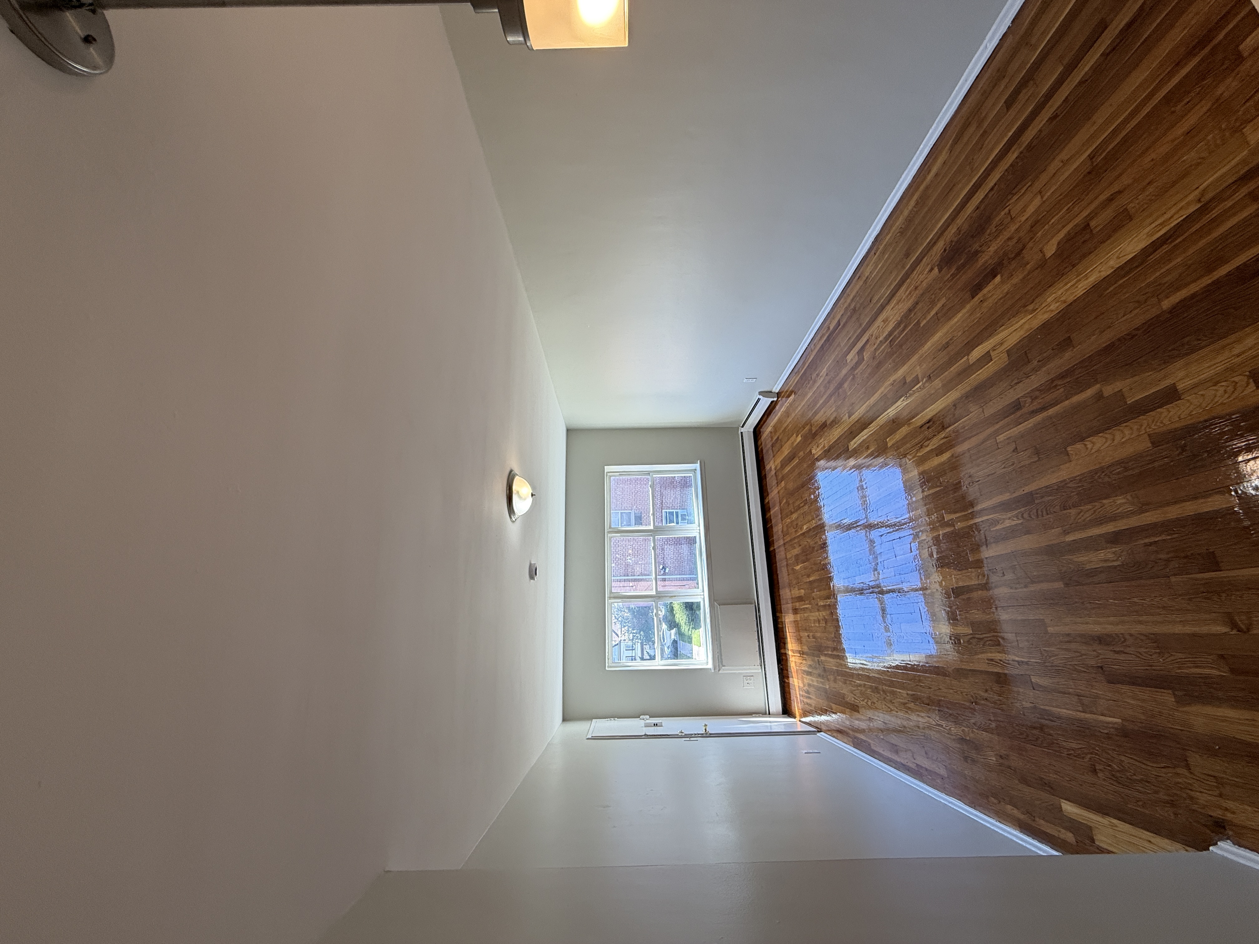 111 Lincoln ave Newark, NJ 