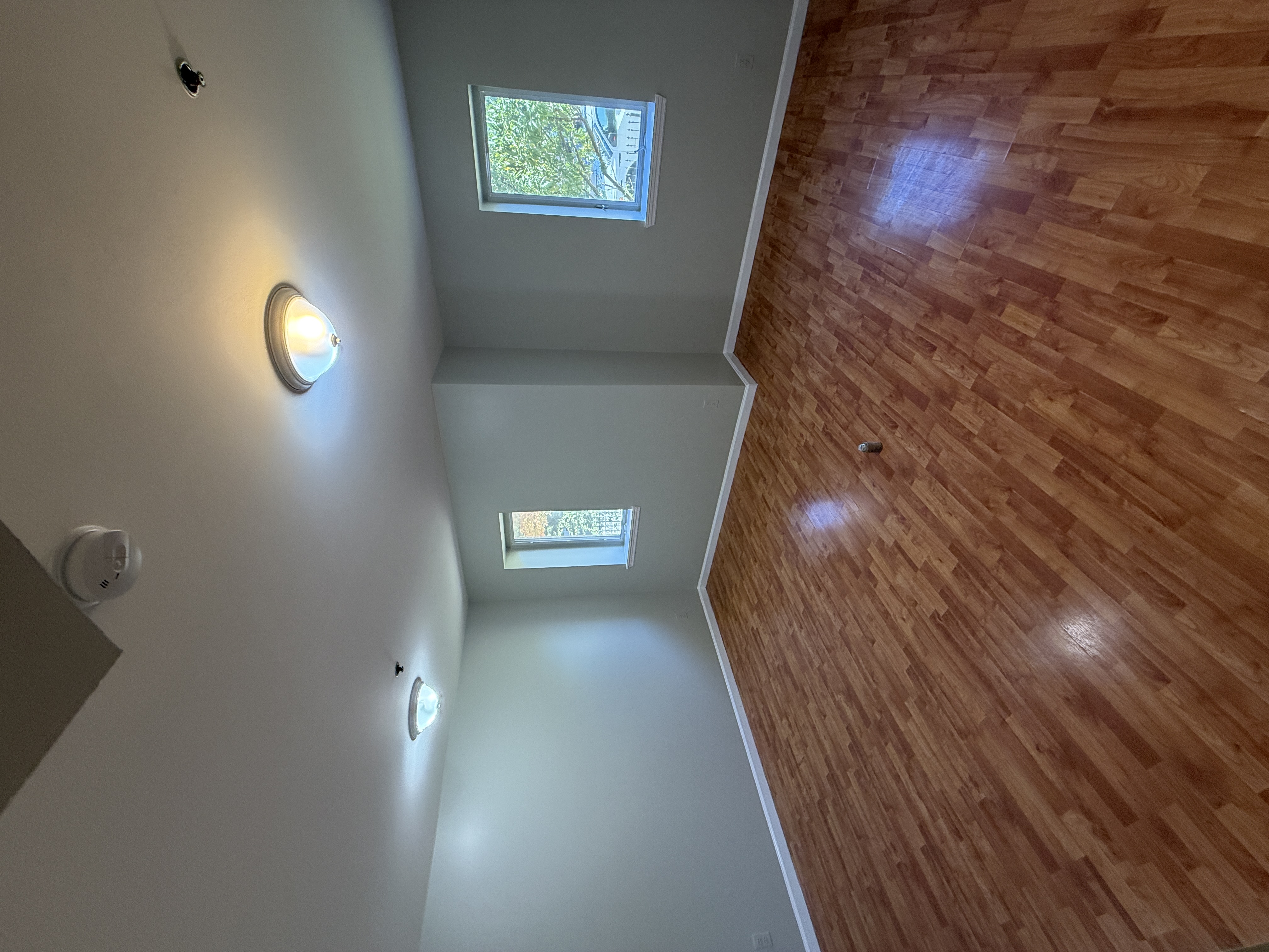 204 N 7th St #B1 — photo 2 of 5