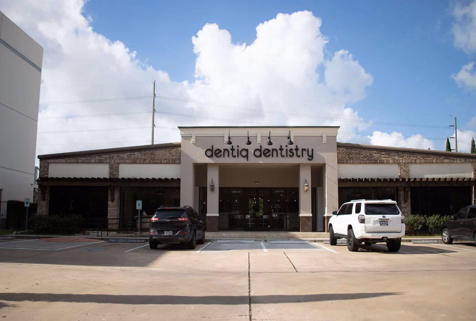 Inside Dentiq Dentistry Houston