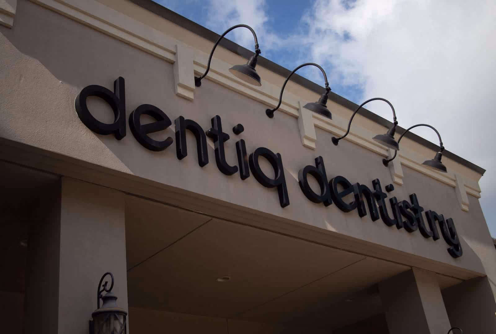 Why Choose Dentiq Dentistry Houston video thumbnail