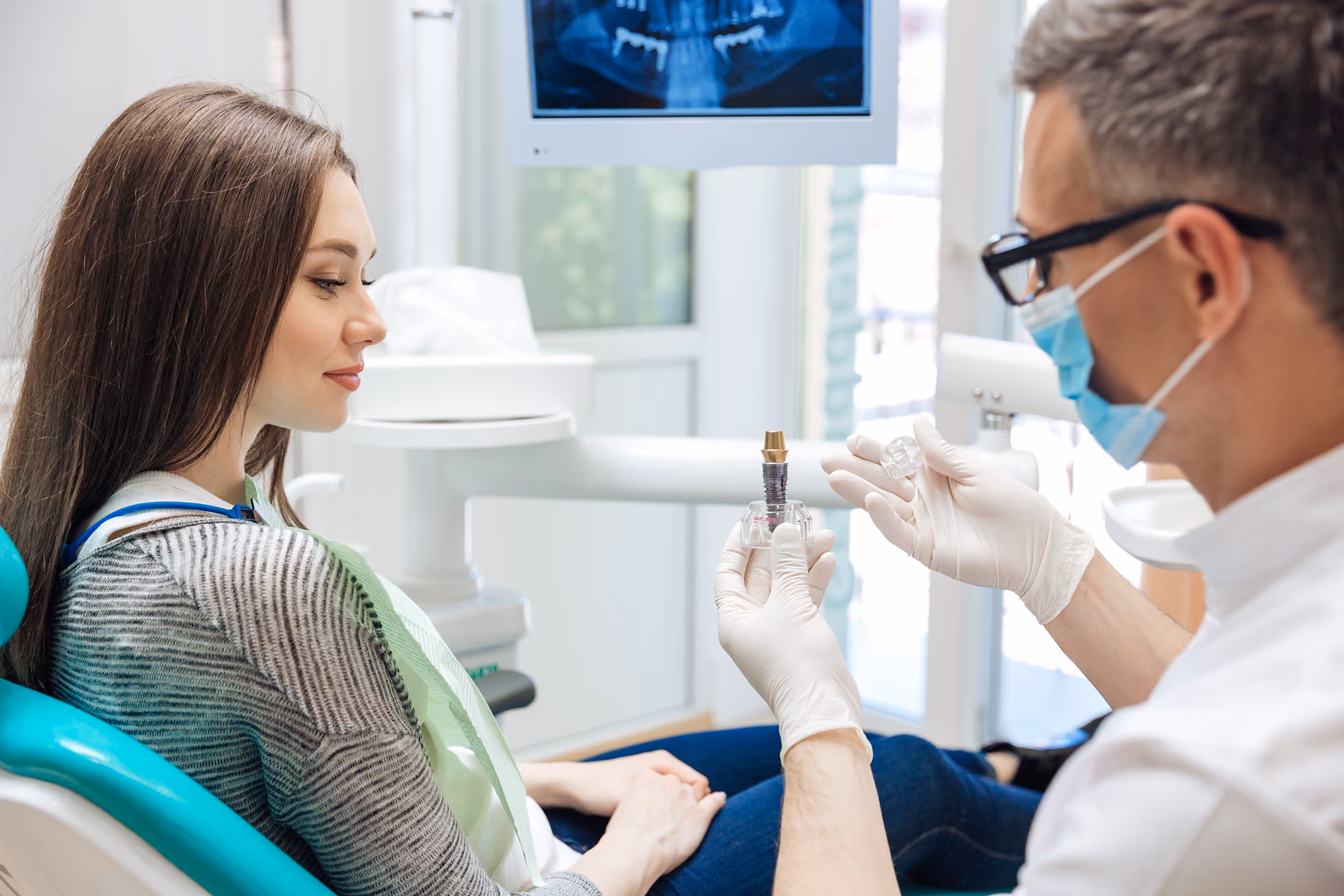 Single-Tooth Implants in Houston, TX