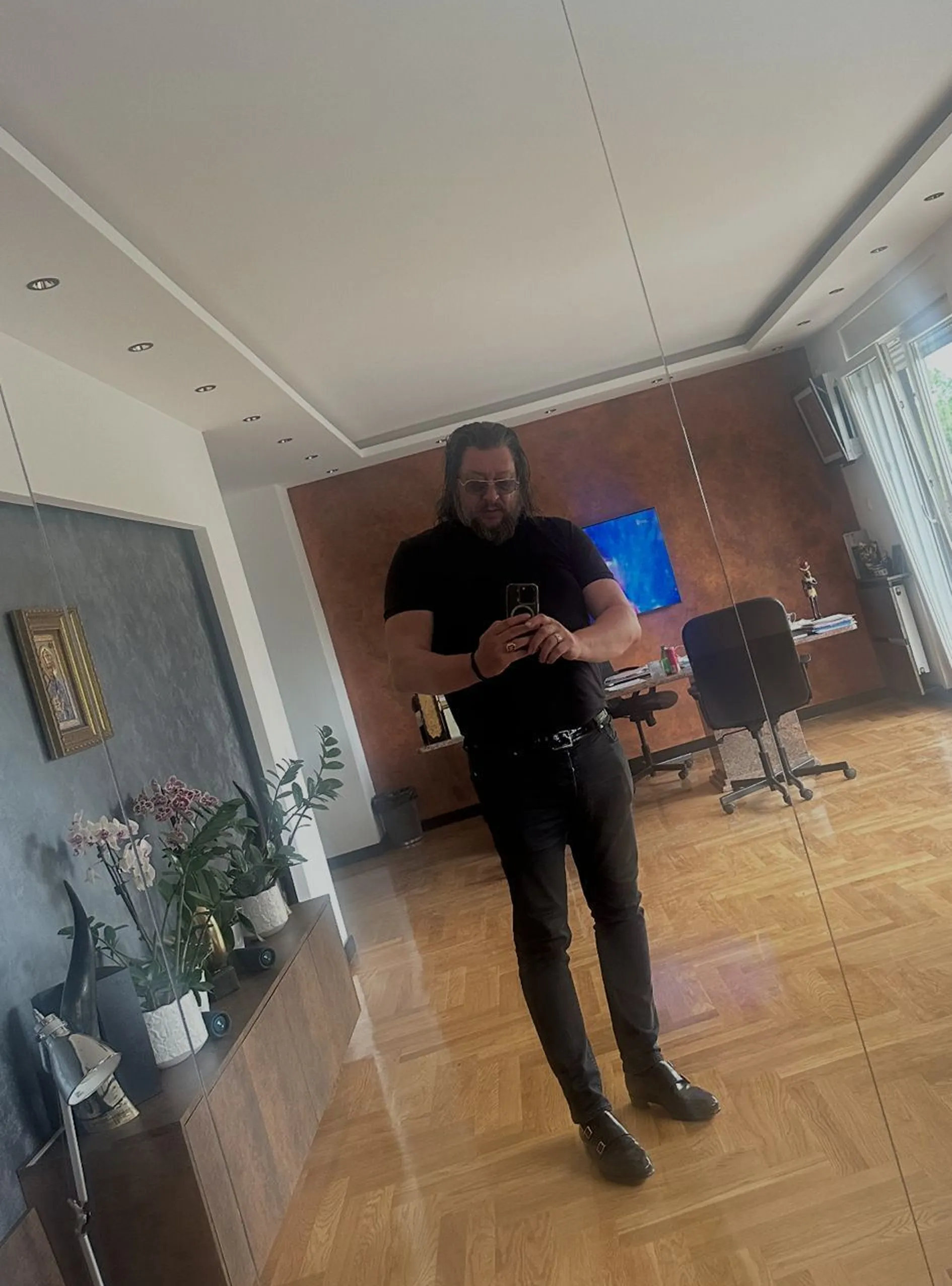 Milenko Radovanov euro world law