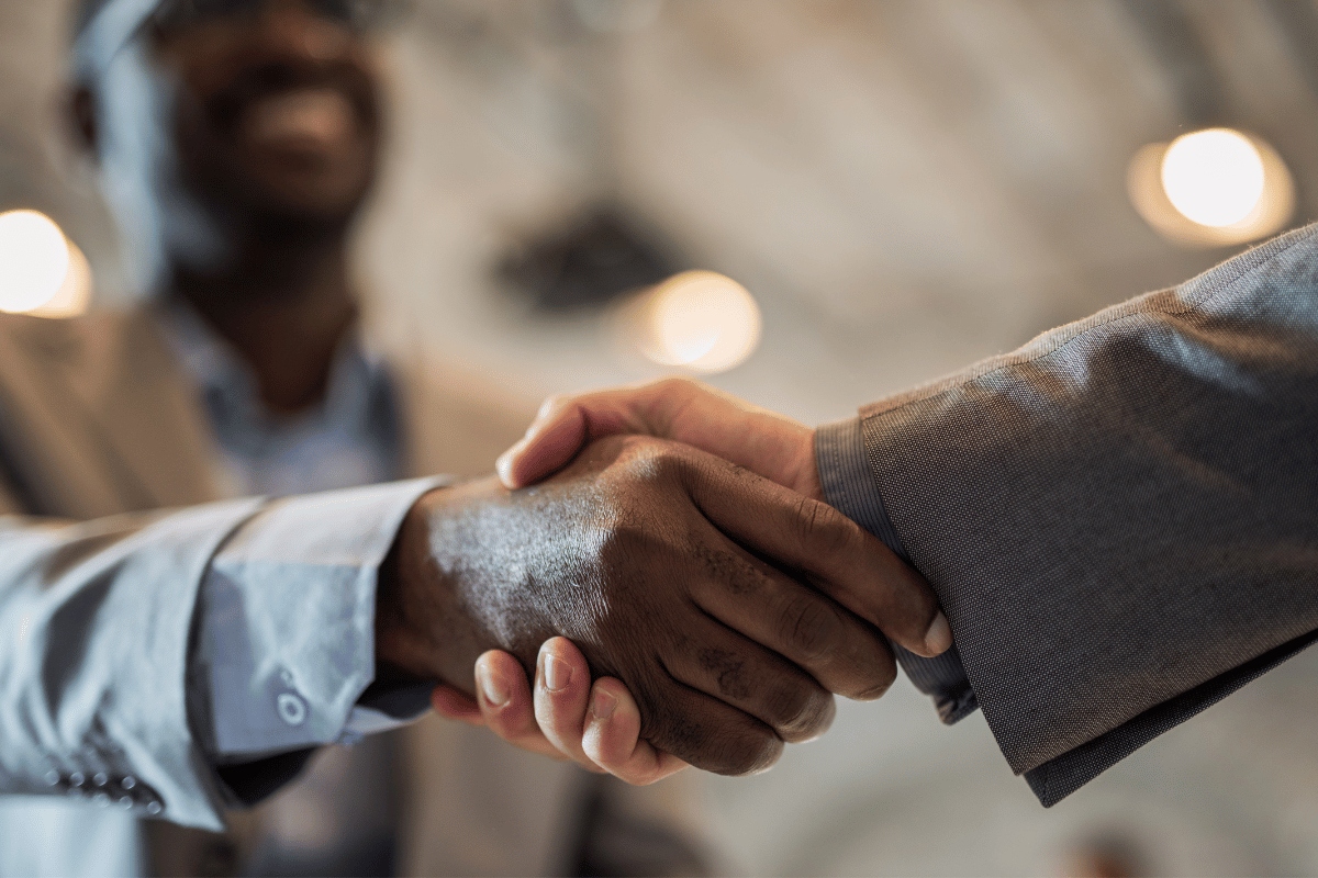 The Importance of Contracts in Business: Key Elements and Best Practices