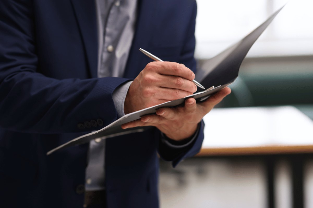 The Role of a Real Estate Attorney in a Title Examination in Charleston, SC