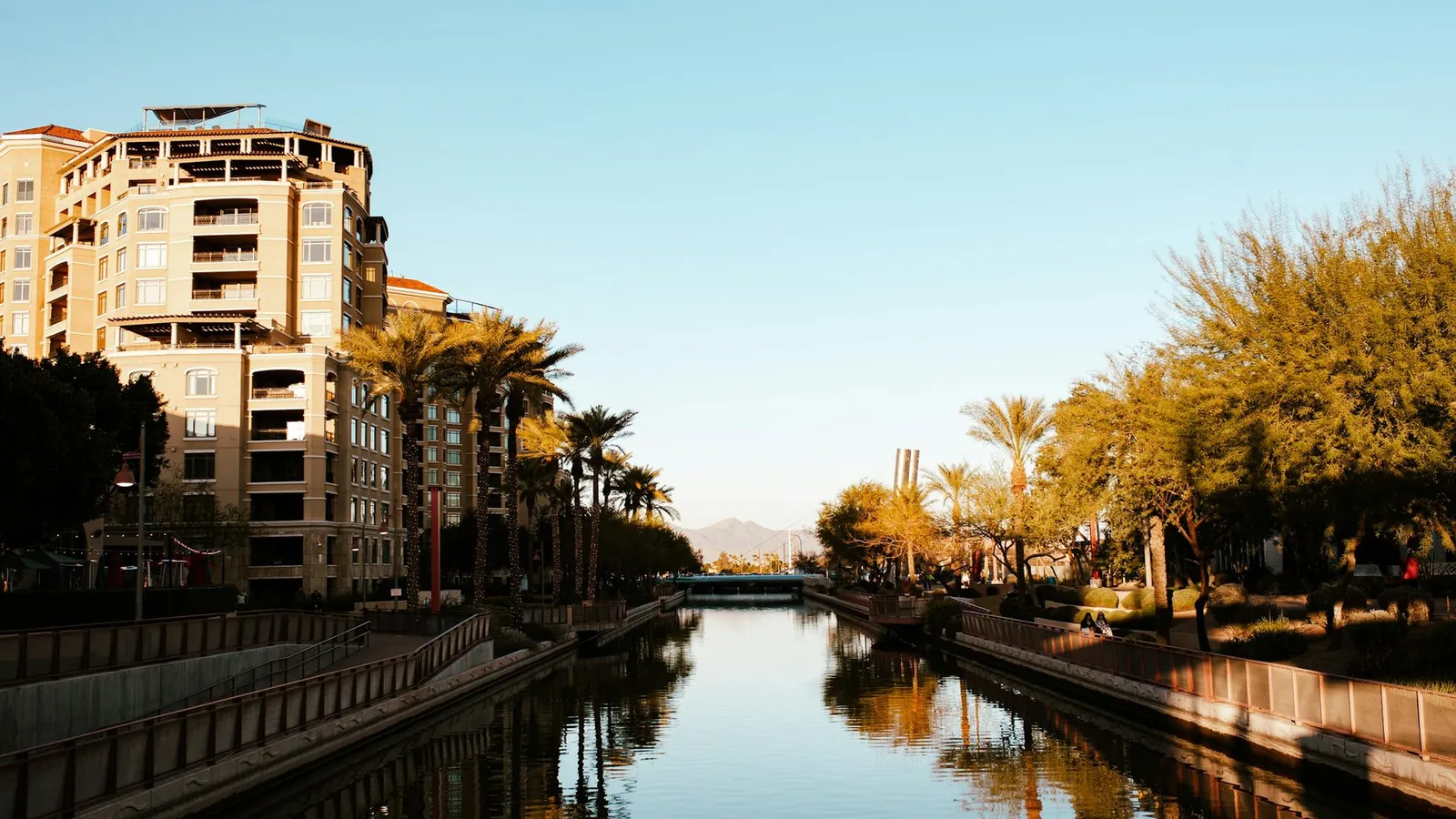 Arizona Canal in downtown Scottsdale