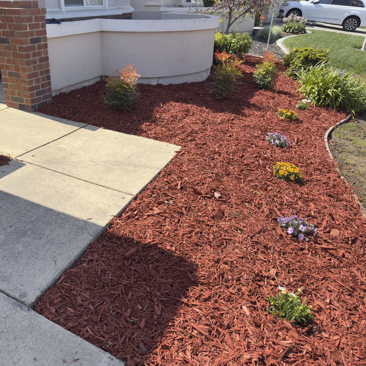 Professional mulch installation by E&E Lawn Care in Sacramento, California