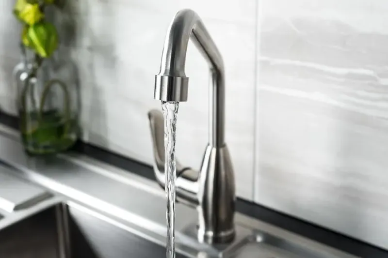 A sink running well after being fixed.