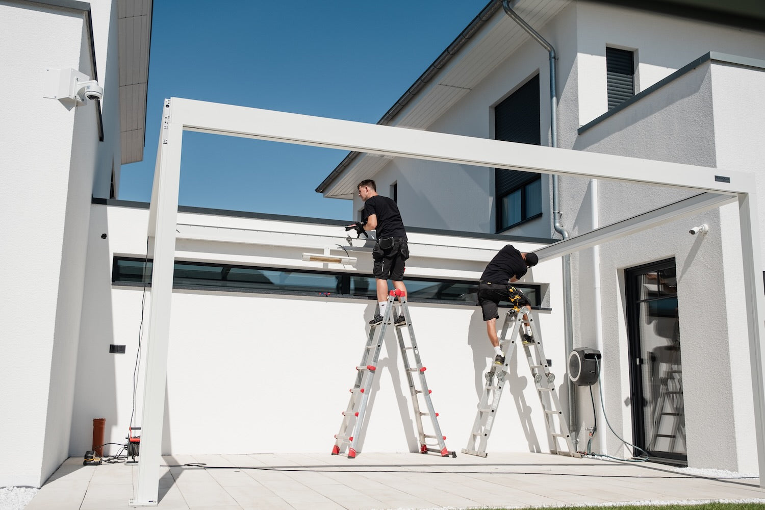 Montage einer Pergola