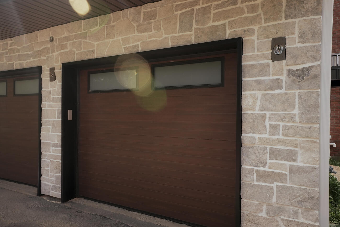 Stone veneer installation
