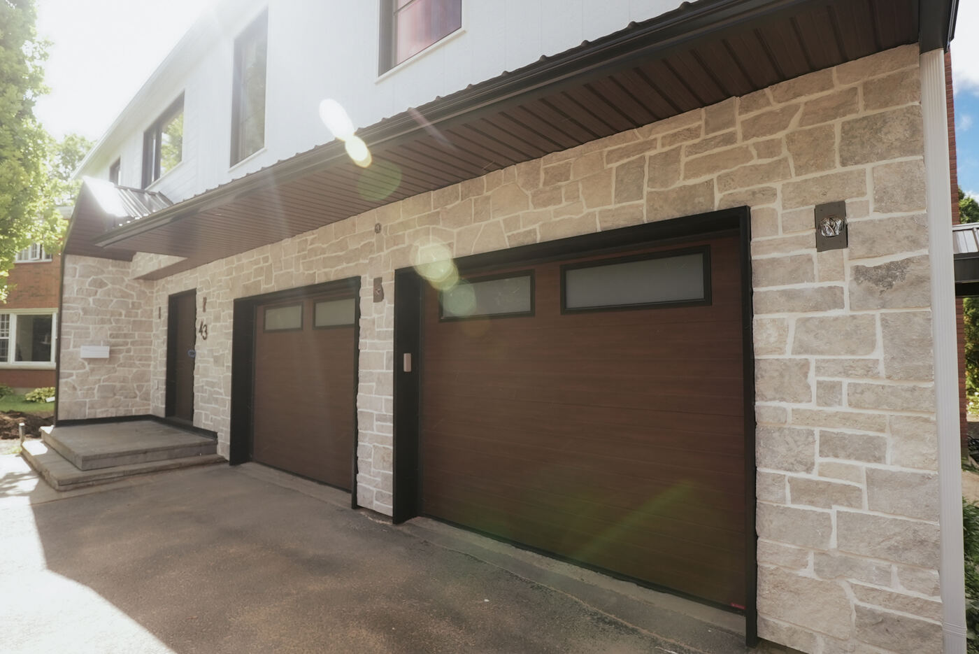 Natural stone veneer installation