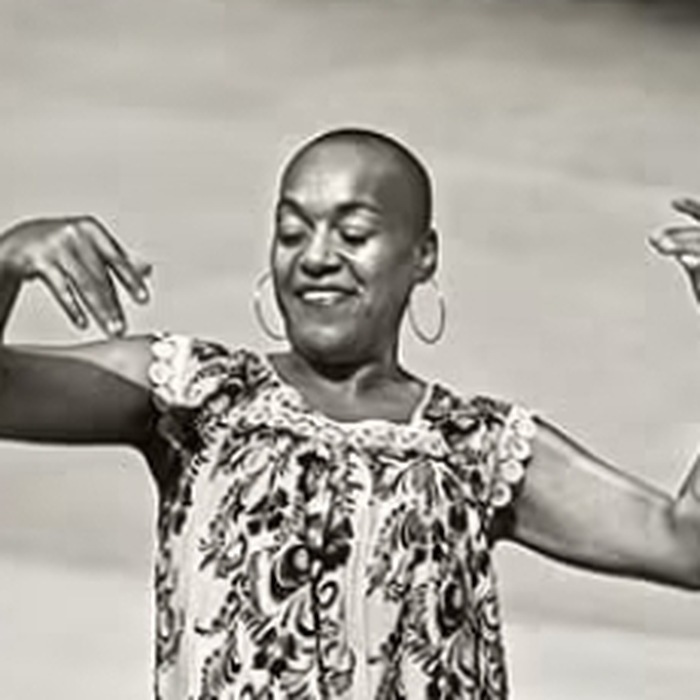María Ballumbrosio, teaching artist in El Carmen