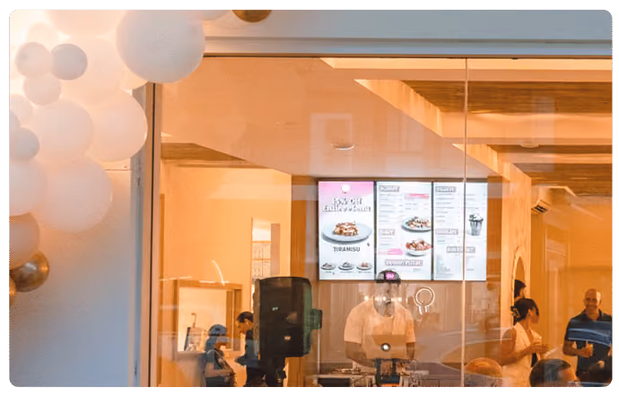 Fusion-Signage-Mr-Max-Menu-Store-Example