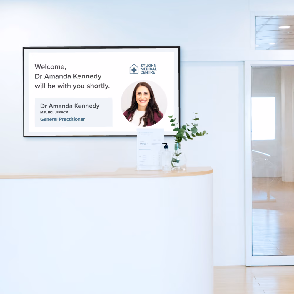 3 advantages of digital signage healthcare professionals must know