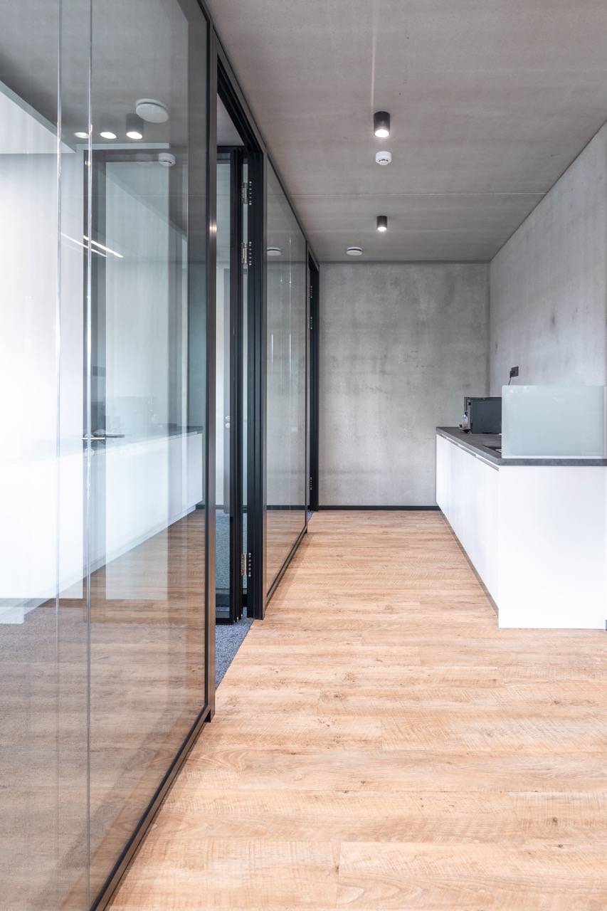 Moderne betonwoning op maat