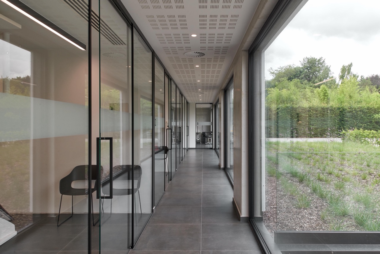 Moderne betonwoning op maat
