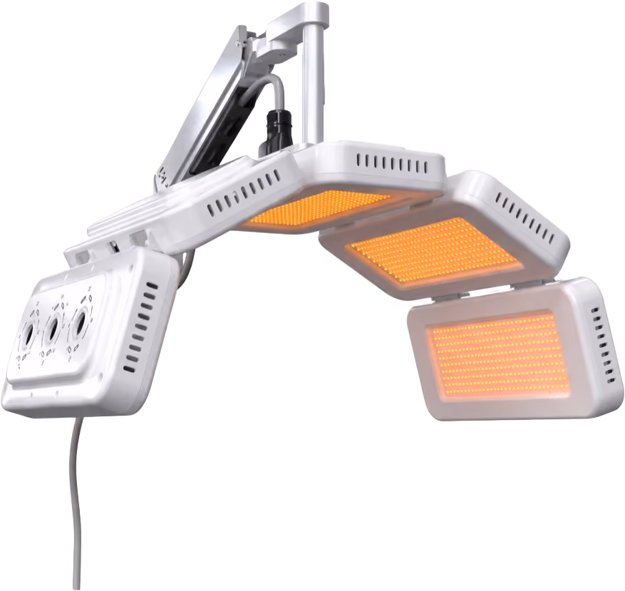 LED-Paneel im orangen Licht, 590 bis 630 nm, für einen frischen Glow bei fahlem Teint