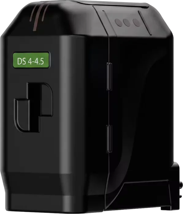 Multi-Line-Kartusche DS 4-4.5 für 4,5 mm Behandlungstiefe, Dreiviertelansicht: schwarzes Gehäuse mit farbigem Typenschild und drei runden Öffnungen an der Oberseite