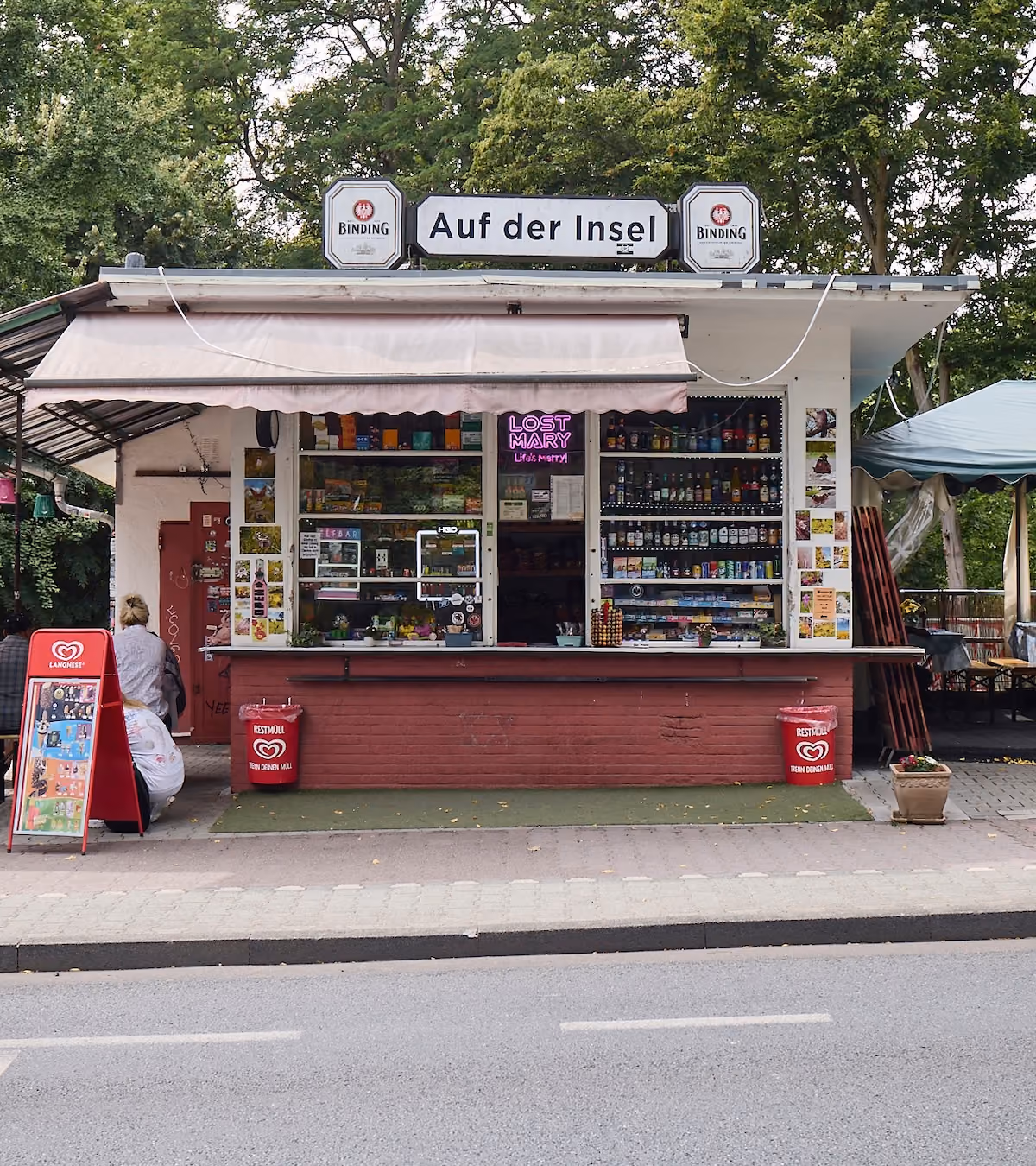 Trinkhalle Auf der Insel am Solmspark in Frankfurt-Rödelheim