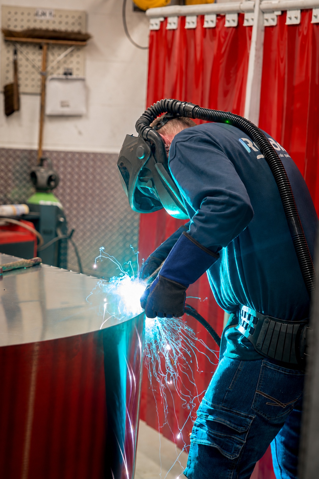 Werkvoorbereider van Reddion aan het werk