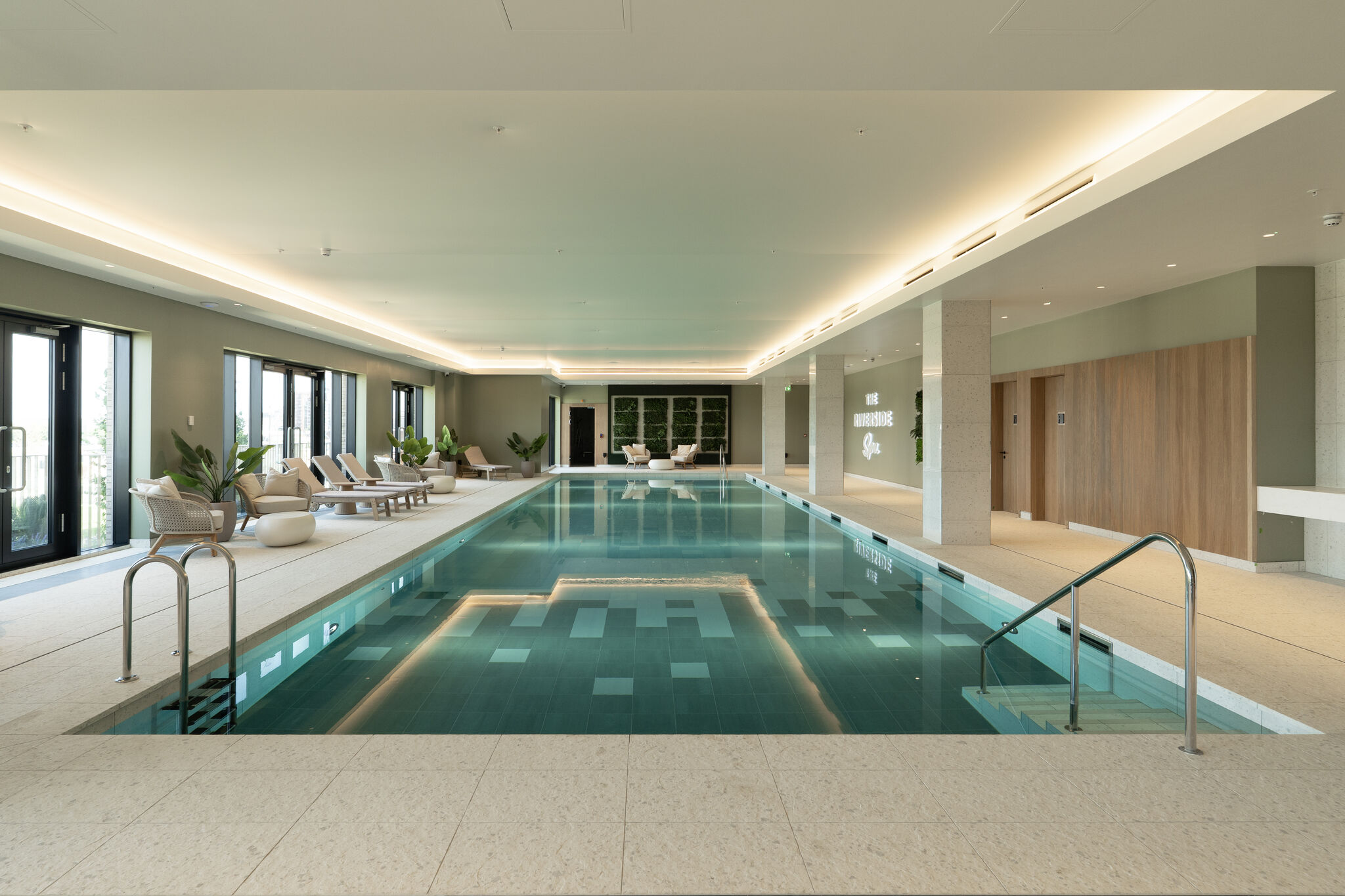 Over 18,000 sq ft of premium resident amenity at Heron Wharf, delivered to tier-one developer standards.