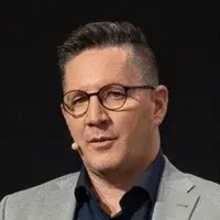 Tobias M. Riffel
