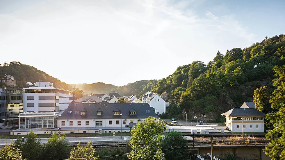 Digitale Transformation trifft Uhrmachertradition: NOMOS Glashütte am Puls der Zeit