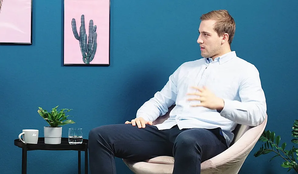 Leidenschaft für Leadership: Wie Handballer Niklas Weller Profisport und Wirtschaftsjob miteinander verbindet