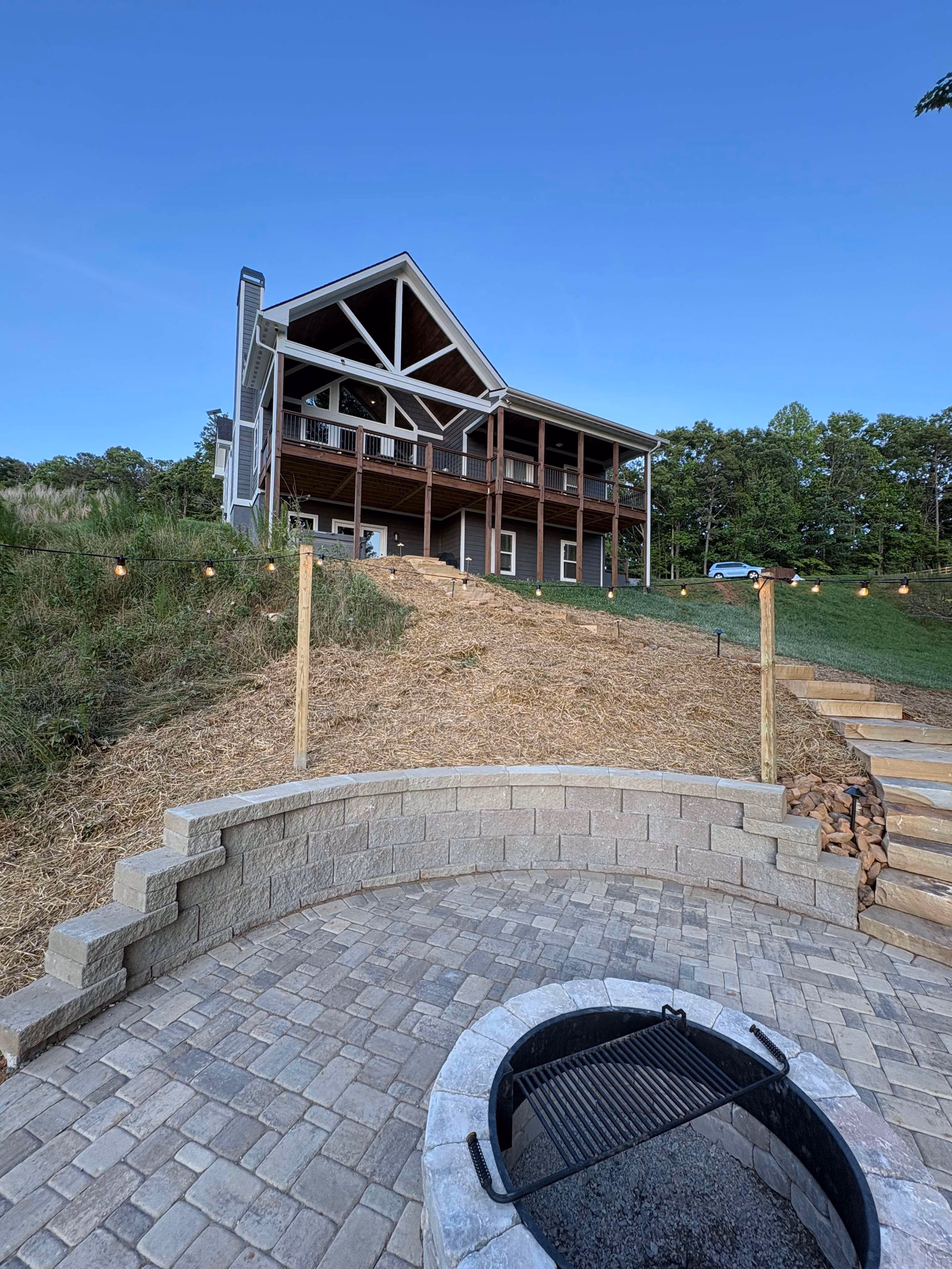 outdoor living design by Rowland Outdoor Design