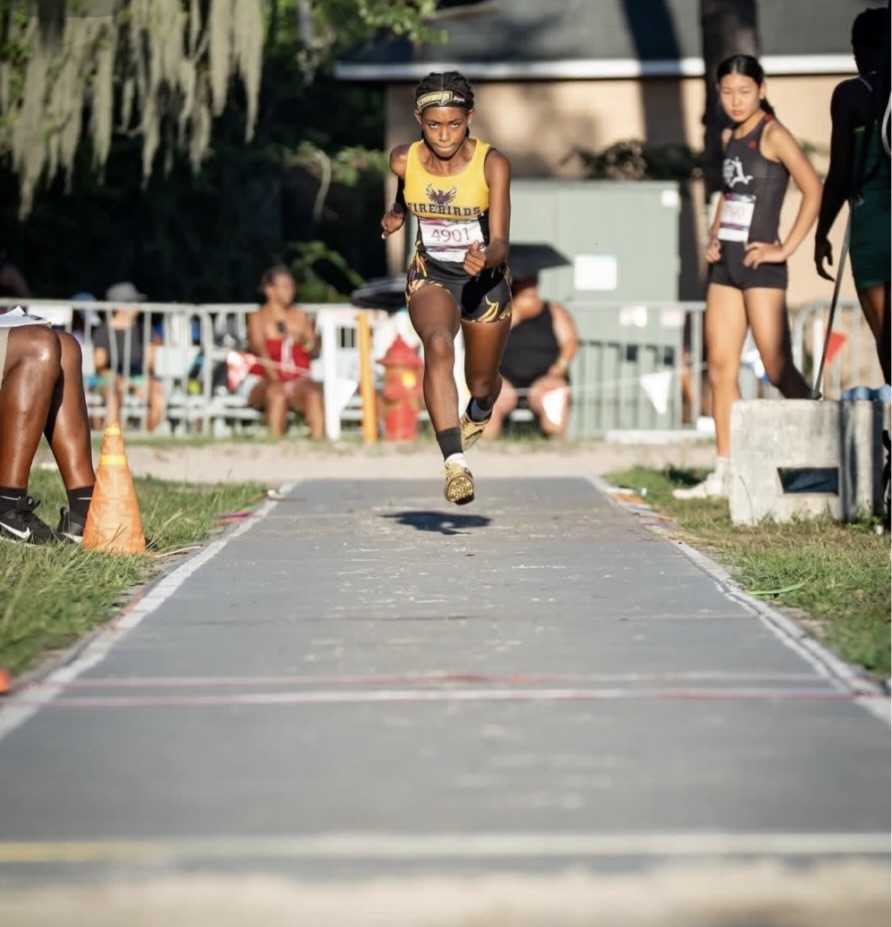 Gi’Niyah Davis at the 2026 AAU Indoor National Championships