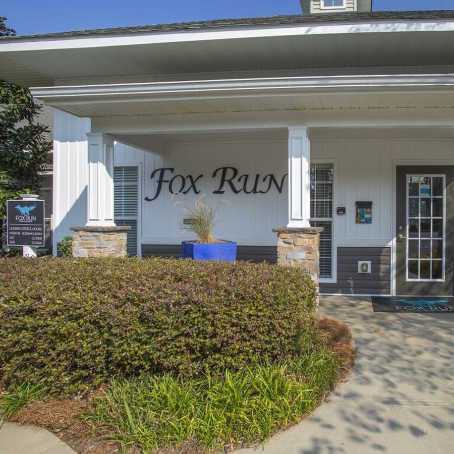 Fox Run exterior entrance sign