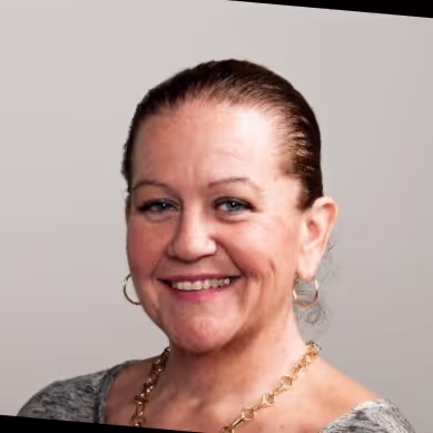 Tess Kelly-Frazier