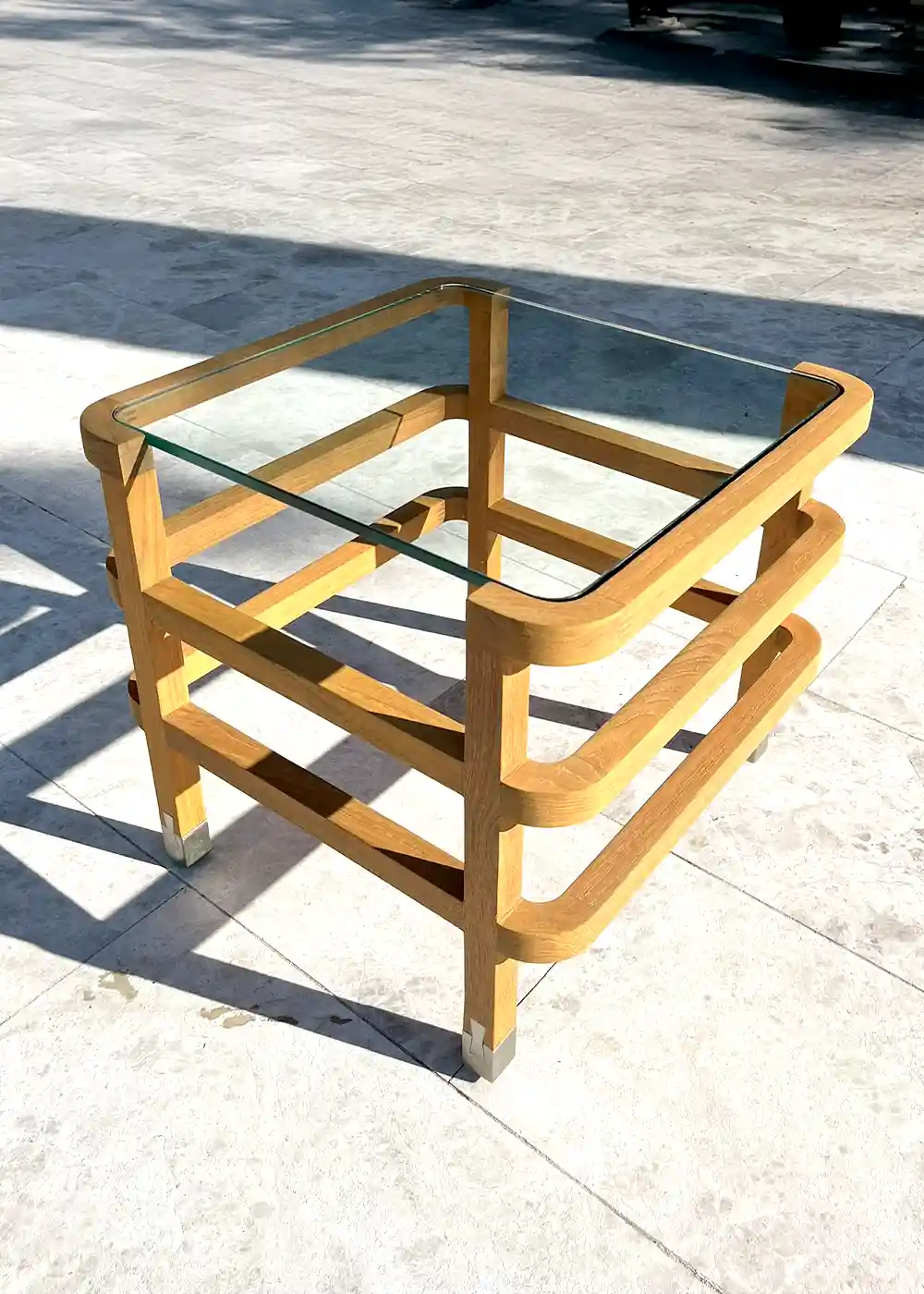 Outdoor bench restoration in South Florida