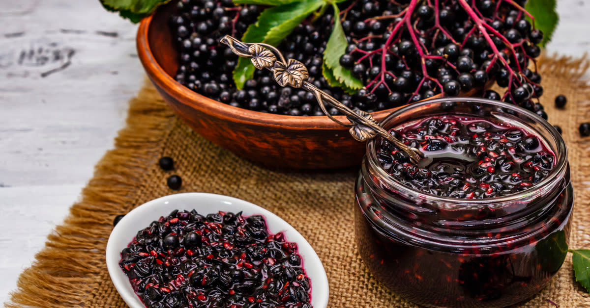 Discover the many uses of elderberries.