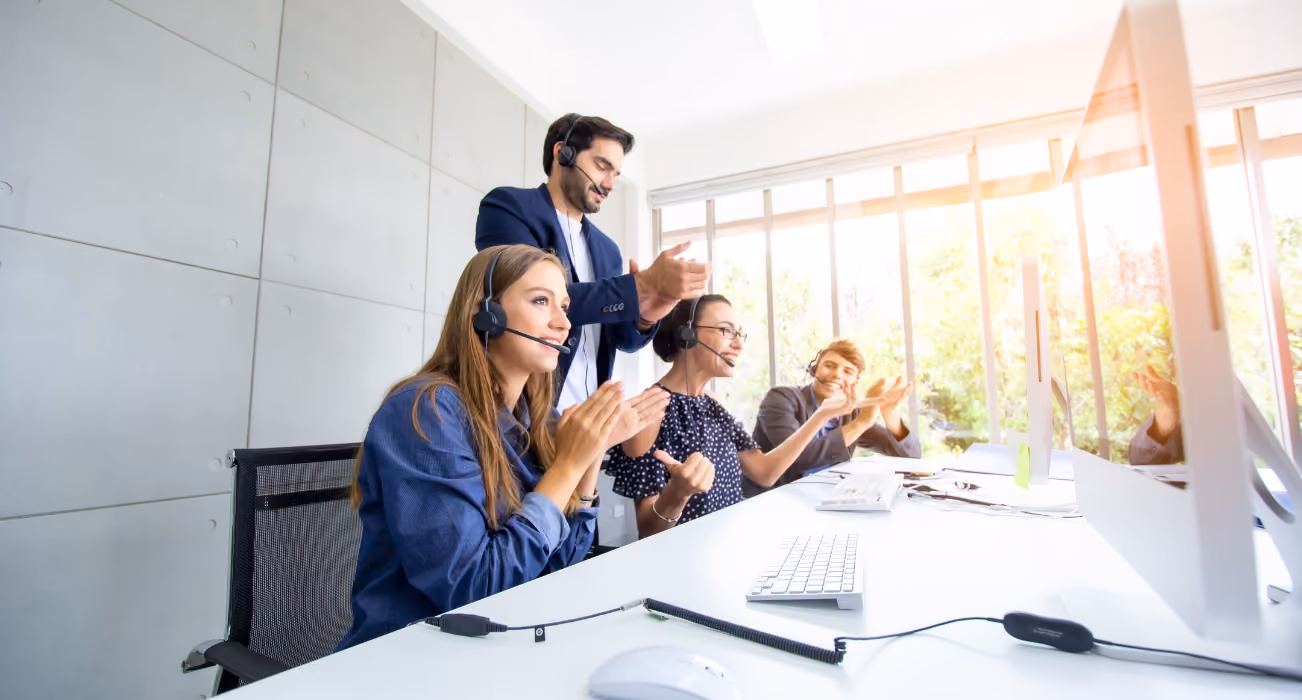 Voice vs. Text in Customer Support Service: Choosing the right medium for your audience