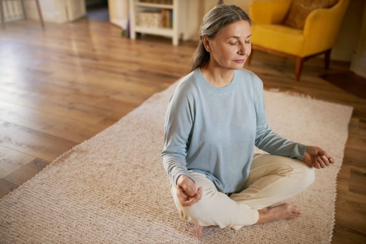 SKY Breath Meditation practice for relaxation during a home retreat